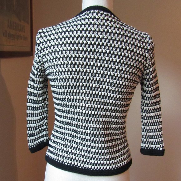 CAbi Coco Waffle Knit Button Sweater Size S - Picture 2 of 9